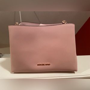 Light Pink Micheal Kors Purse